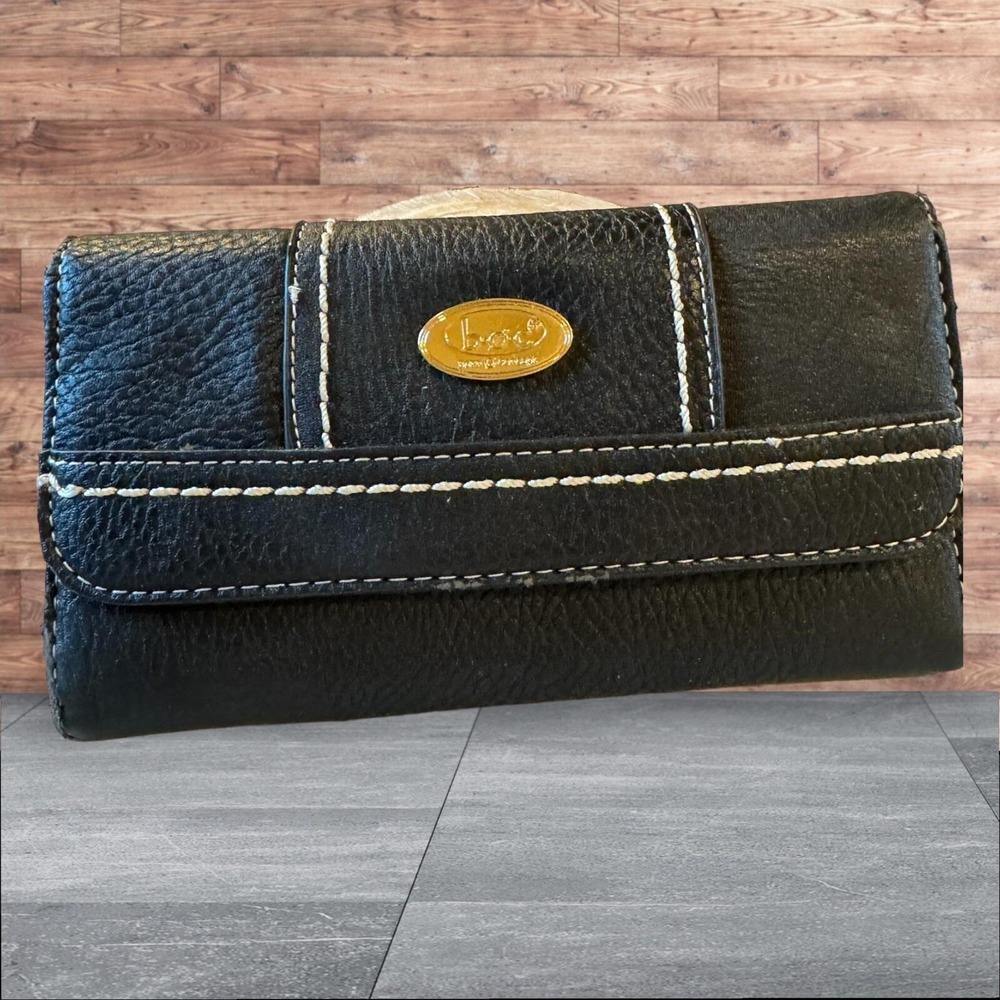 Women's B.O.C Black Leather Wallet With Change Compartment EUC